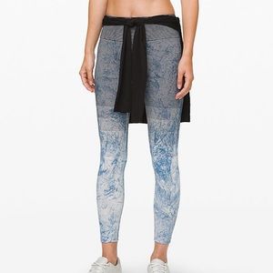 Lululemon Ebb to Train Tight. Size 8